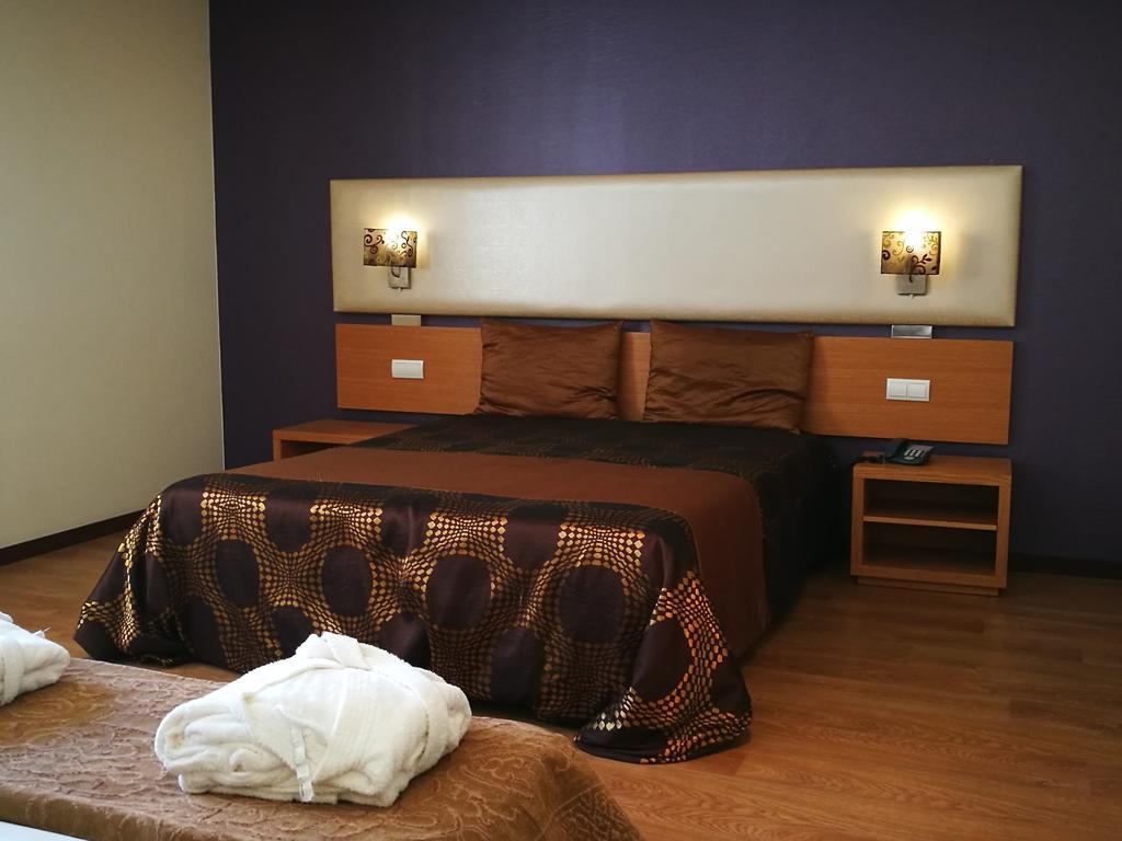 Hotel Do Vale 아기아르 다 베이라 외부 사진