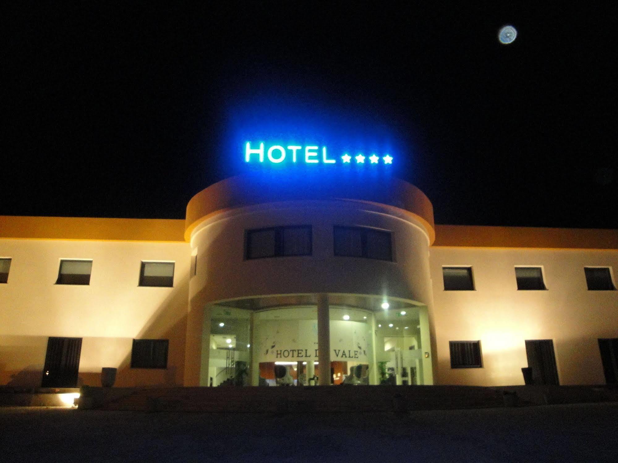 Hotel Do Vale 아기아르 다 베이라 외부 사진